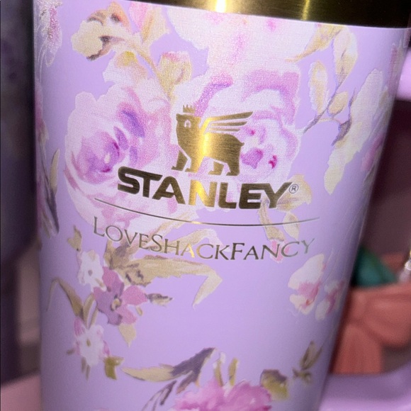 StanleyxLoveShackFancy 40 OZ - Picture 2 of 4